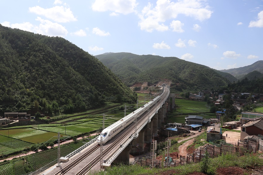 广通至大理铁路扩能改造工程建成通车